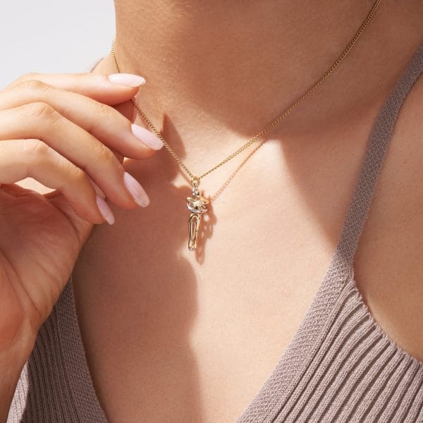 Collier Amour Éternel en Argent avec Pendentif Cœur Entrelâcé