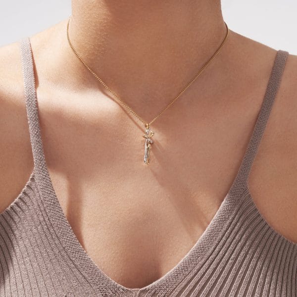 Collier Amour Éternel en Argent avec Pendentif Cœur Entrelâcé